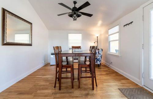 Orca Haven - 2BR with Scenic Views in Richmond Beach - Foto 10