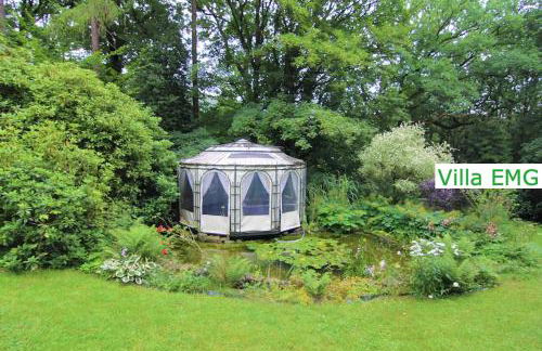 Luxus Ferienhaus Villa EMG Dortmund in Ennepetal, nah Düsseldorf, Köln mit Tennis Court, Garten, Kamin für Familien Gruppen bis 20 Personen - Foto 53