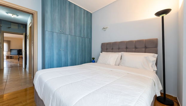Petralona Dazzling top Floor 2BD AP - Foto 3, Habitación