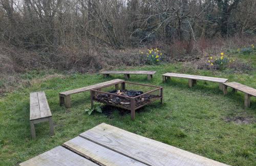 The Farmhouse - Photo 2