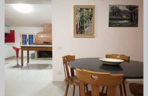 Big relax apartment with swimming pool and a peaceful garden in a private villa - Foto 38