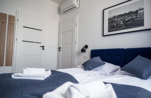 La Familia TYBURA - Foto 44