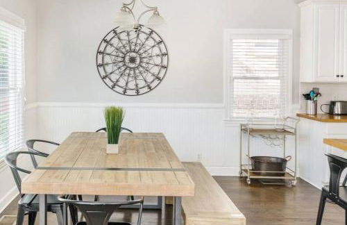 Southern Charm Downtown, Walk to Farmers Market & - Foto 30