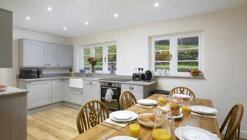 1 Lower Spire - Photo 2