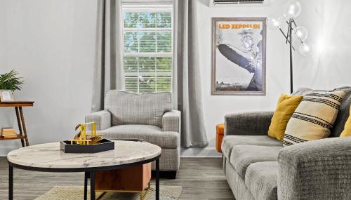 5 Spacious Units Close to Downtown & Expo Center - Foto 1