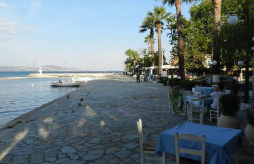 La Casa di Ercole across bay of Nafplio. - Photo 16