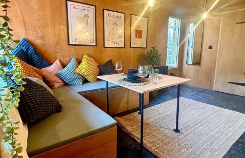 The Pinewood Cabin With Firepit & BBQ - Foto 6