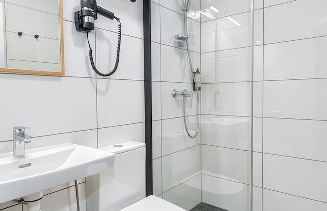 TopFloor Apartments - Photo 27