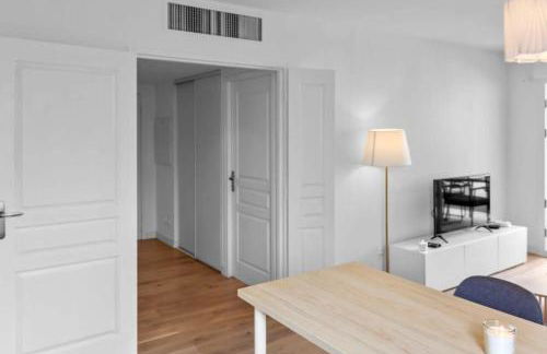 Le Prince - Quiet - Parking - Hypercenter - AC - Foto 79