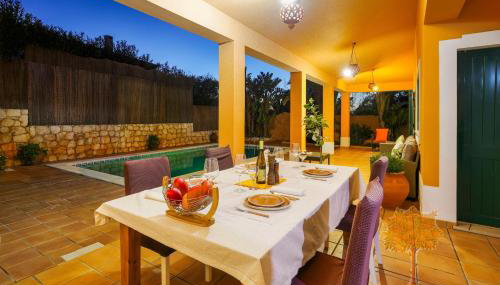 "Orange Tree Villa in Alvor - South - facing Family Villa with Private Poll" - Foto 3