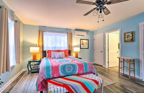 Unwind Fireside! Poconos Cottage 12 Mi to Slopes - Foto 12