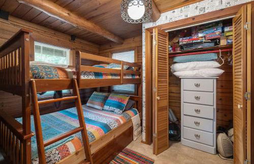 Nature's Nook - Fire Pit & Near Fishing & Golf - Photo 13