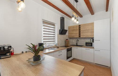 Villa Palma with Grill & Pool - Foto 13