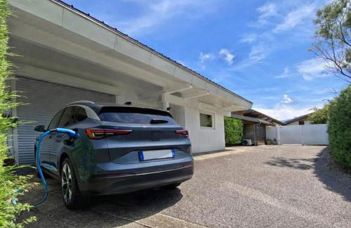 Maison Lacustre - Maison contemporaine avec vue panoramique sur le lac d'Annecy - Foto 24