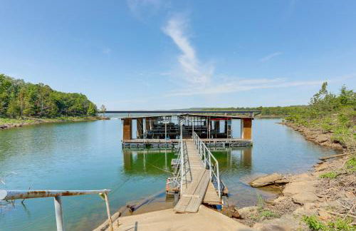 Walk to Greers Ferry Lake! Home with Dock Access - Foto 23