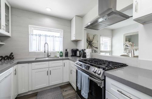 Spacious Disneyland 5 Bedroom 4 Bath House with Game Room - Foto 4