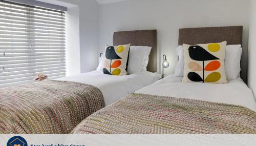 Beam End Snainton - Modern 2-bedroom Stone Cottage - Foto 5