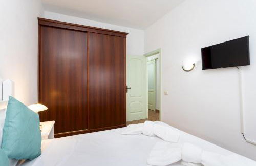 Home2Book Family House with Terrace in Las Maretas - Foto 9