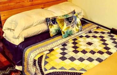 Cozy Wood Shed Tiny House Near Old Hickory Lake w/ Full Kitchen, Fire Pit & Breakfast - Foto 3