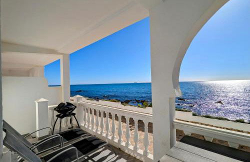 Rise & Shine Beachfront La Cala - Photo 10