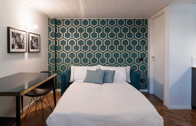 Design Apartment near City Center - Photo 5