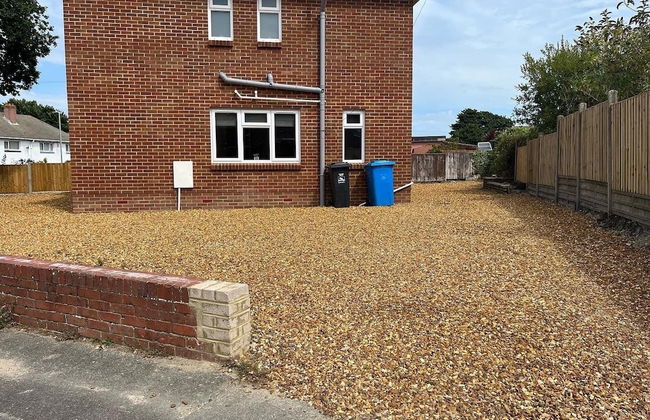 House - Sleeps 14, Onsite Parking & Pets Allowed - Foto 12