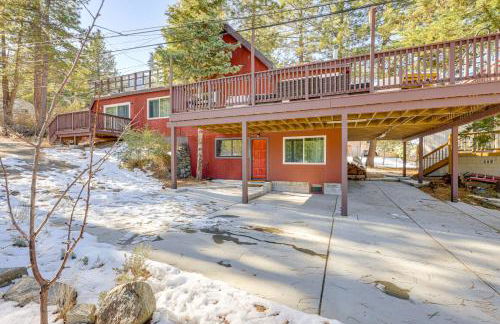 Wraparound Deck and Grill Wrightwood Cabin Near PCT - Foto 24