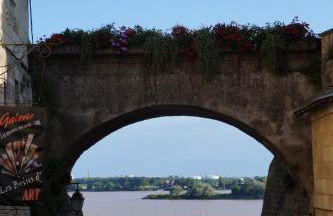 Belle maison de 1800 au centre de Bourg - Foto 15