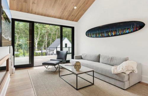 East Hamptons Modern 8 Bedroom New Construction - Foto 25