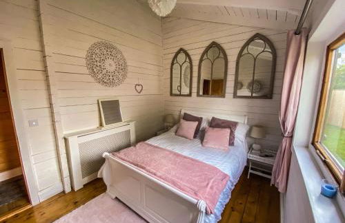 Sleeps6- Hot Tub- Pet Friendly- Log Burner - Foto 27