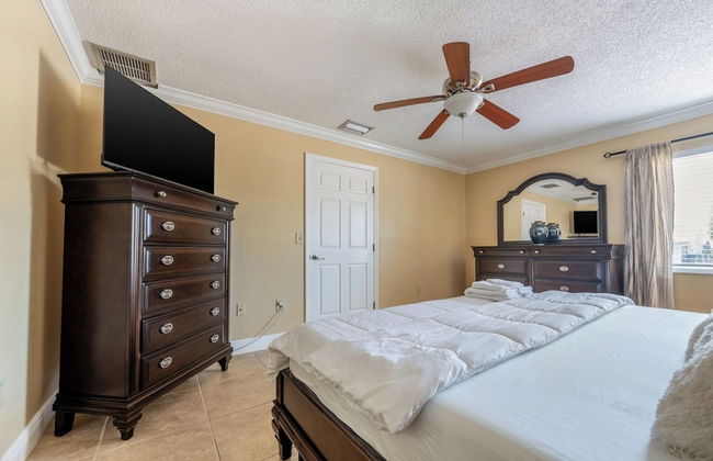 Renovated 3BR Dog Friendly Pond View W/D - Foto 25