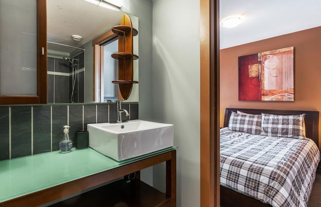 Raven's Nest - Luxury Pet Friendly Condo w/ Private Hot Tub & Mountain Views - Foto 9