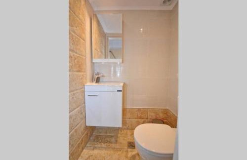 Potamos Deluxe White Apartment - Photo 12