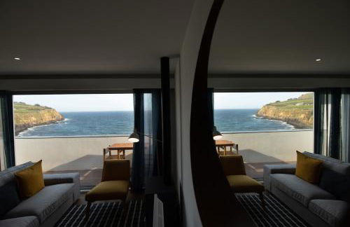 Slope House - Photo 10