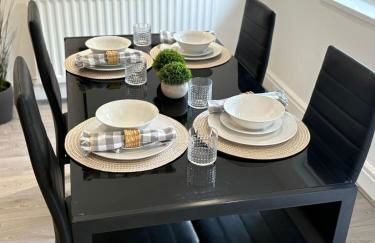 Spacious Bungalow in St Helens, 1-Min Drive to Carr Mill Bridge - Foto 7