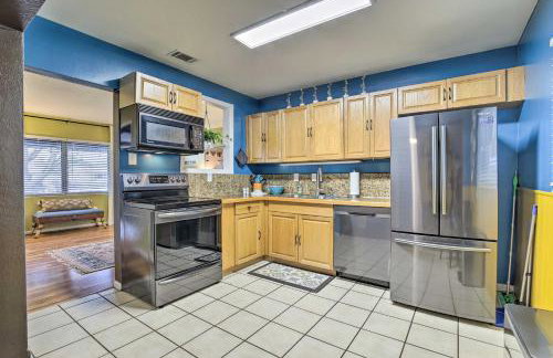 Tropical Palm Harbor Retreat with Lanai and Patio! - Foto 7