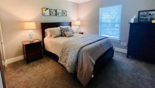 Modern 3-bedroom condo with gas fireplace - Foto 5