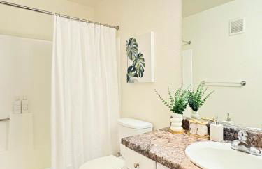 Prime Location and Stylish Apartment La Jolla UTC - Gym, Pool, Jacuzzi and Parking Access - Foto 14