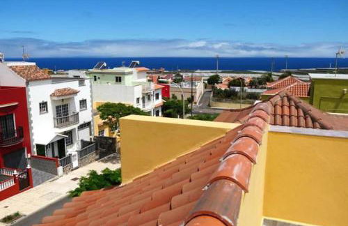 Casa Totalmente Renovada en Zona muy Tranquila!!! Vistas al Mar y Montaña - Foto 32