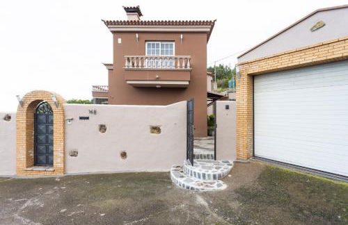 TenoHomes Sunny Terrace & Private Pool - Foto 26