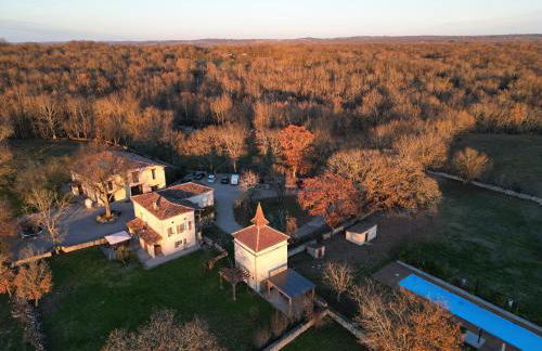 Domaine de Fangal, Pgeonnier 2p, maison 8p - piscine 25m - gîtes climatisés - Foto 4