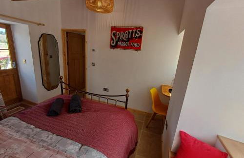 Luxury countryside retreat with hot tub - Foto 8