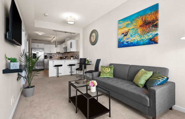 GLOBALSTAY. Modern Downtown Condos. Free parking - Photo 67