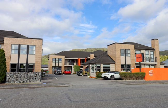 Coleraine Suites & Apartments - Photo 45