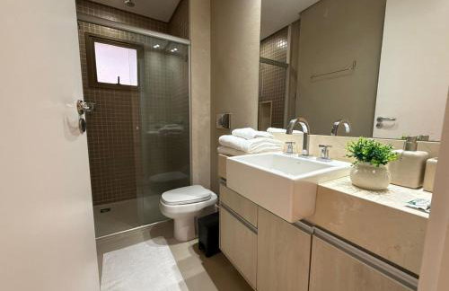 Refúgio Manhattan Flat - Silêncio, espaço e ao lado do shopping - Foto 10