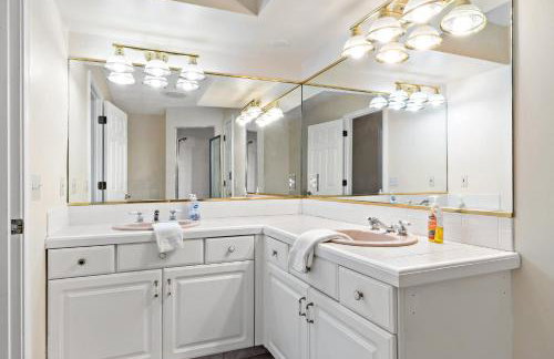 Entire Saunderstown Home with Pool - Foto 18