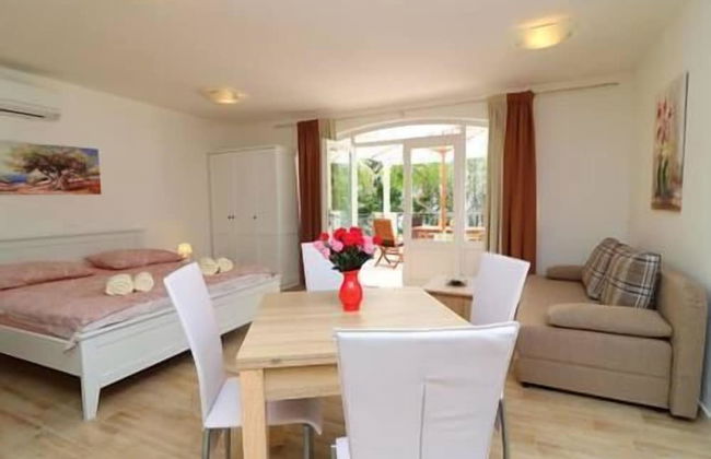 Apartments Seafront Silence - Photo 18