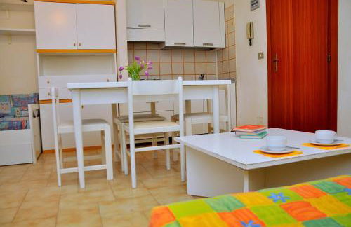 "beautiful Studio Apartment in a Seafront Building" - Foto 10