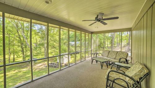 Lake Barkley Waterfront Home with Deck and Boat Dock! - Foto 3