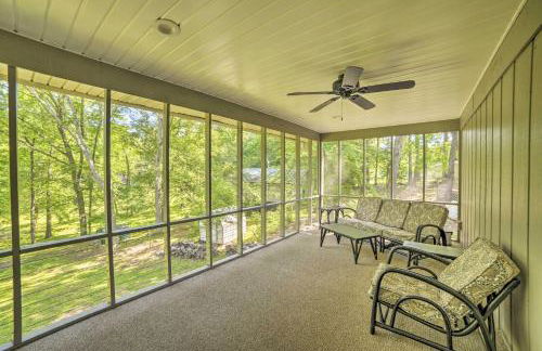 Lake Barkley Waterfront Home with Deck and Boat Dock! - Foto 3